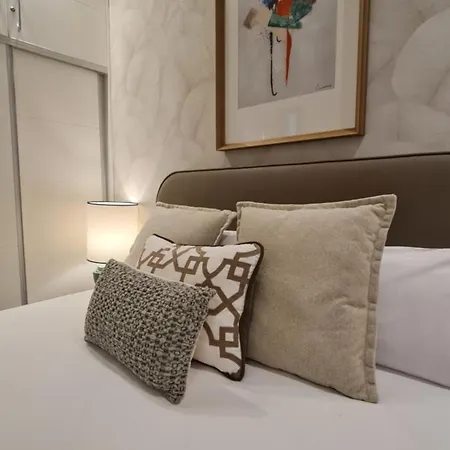 Suspiro 102 Cosmopolitan Loft 아파트