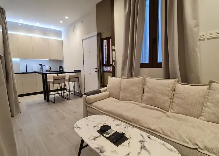 Suspiro 102 Cosmopolitan Loft